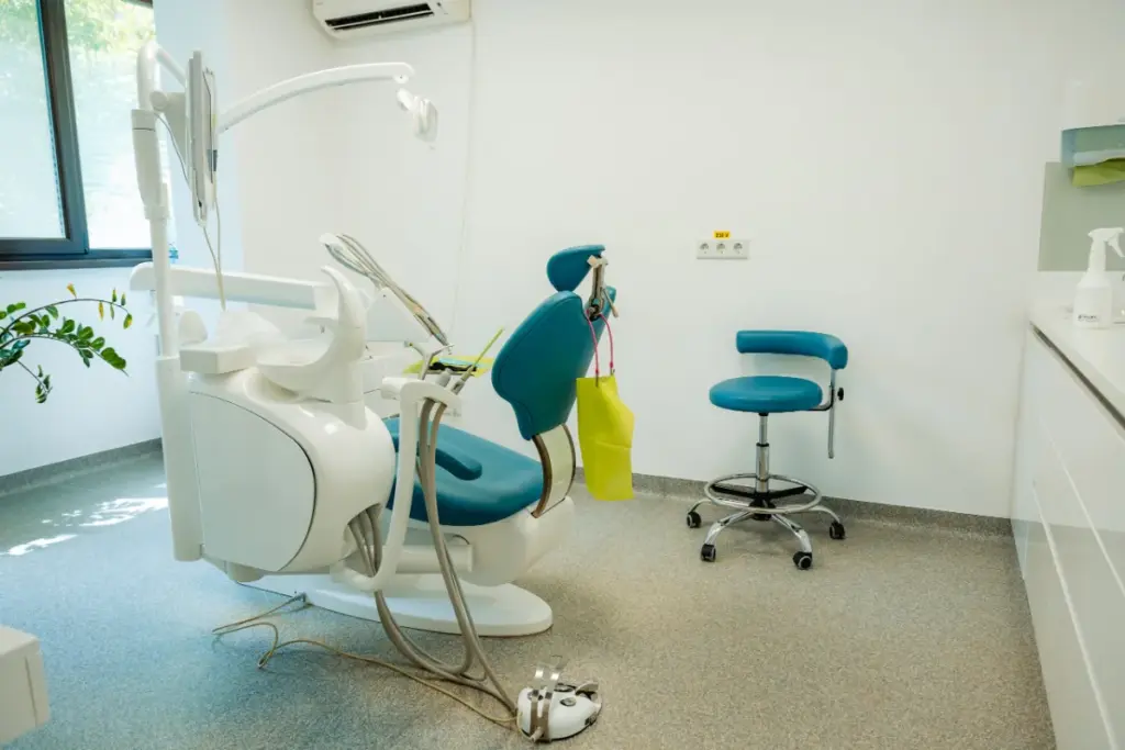 implant dentar Inno - cabinetul in care se insereaza implantul