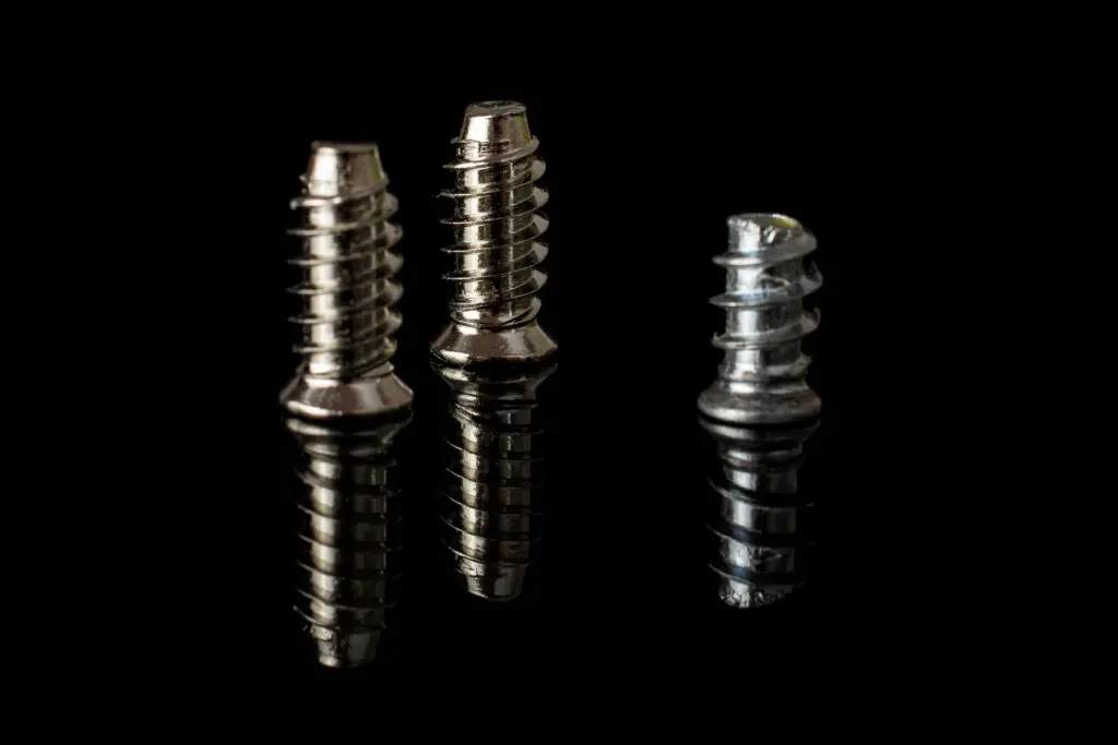 implant dentar Dentium - suruburi din titan cu suprafata SLA